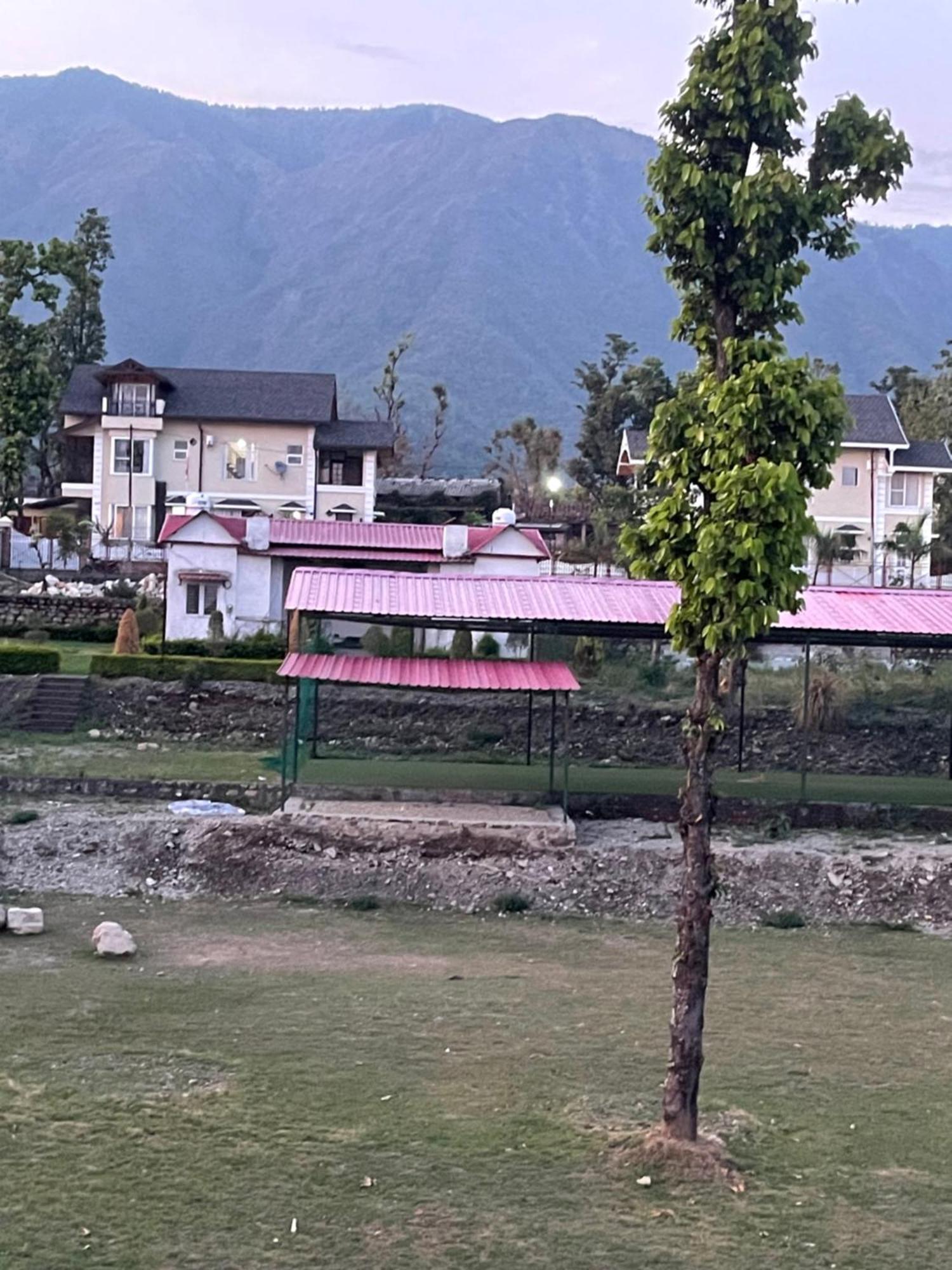 Hidden Nature Resort Dehradun Exterior foto